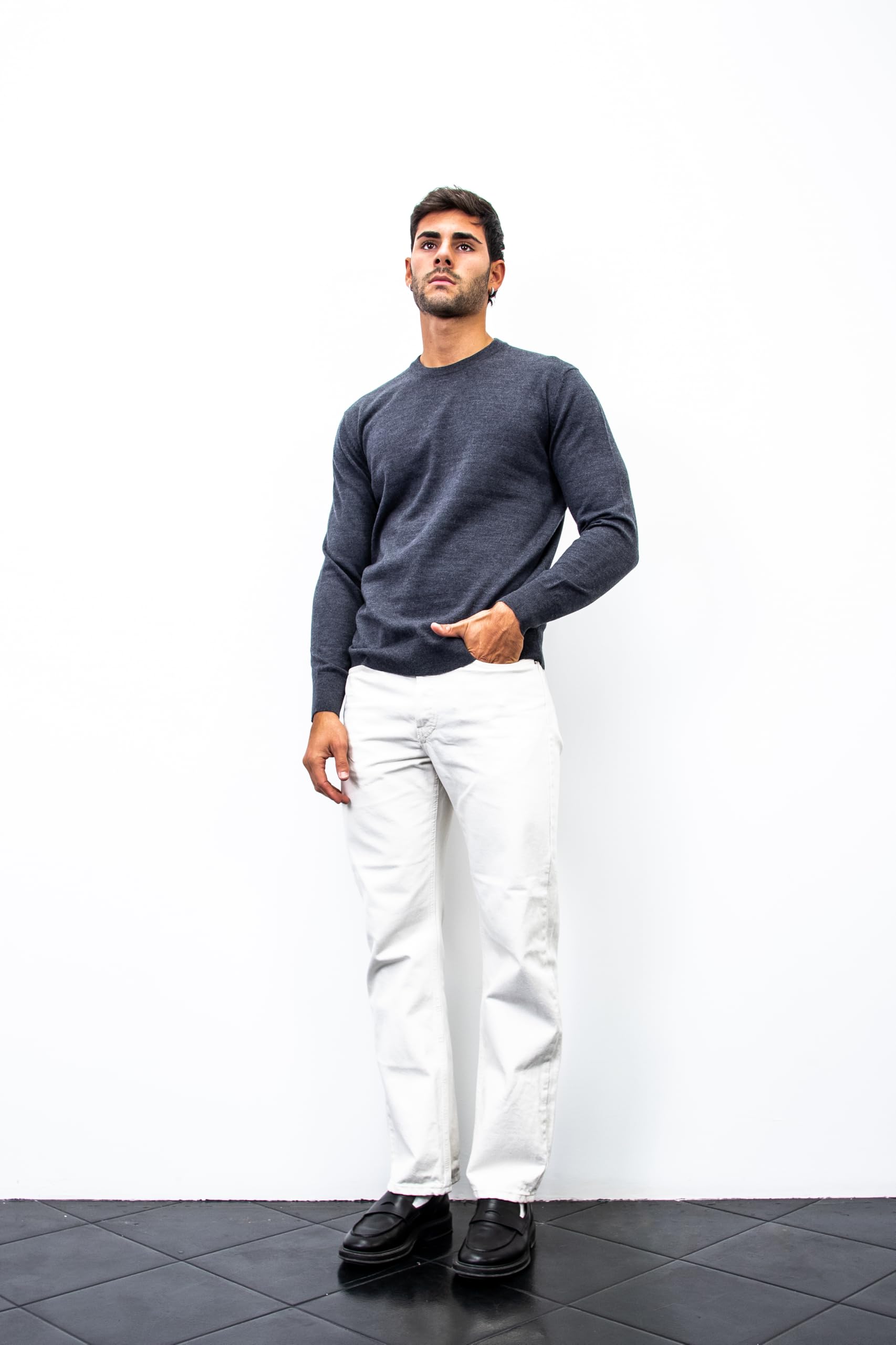 Men's Basic Crew Neck Sweater, 100% Merino Wool, Solid Colour, Long Sleeves, Regular Fit
