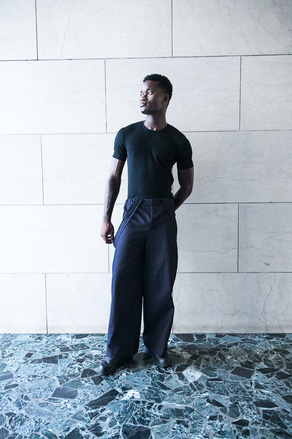 Pantaloni modern style elasticizzati con bretelle - unisex